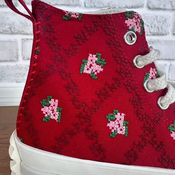❤️❤️CONVERSE Run Star Hike Platform Sz 9 Women shoes Cross Stitch Roses A14885C - Picture 13 of 14